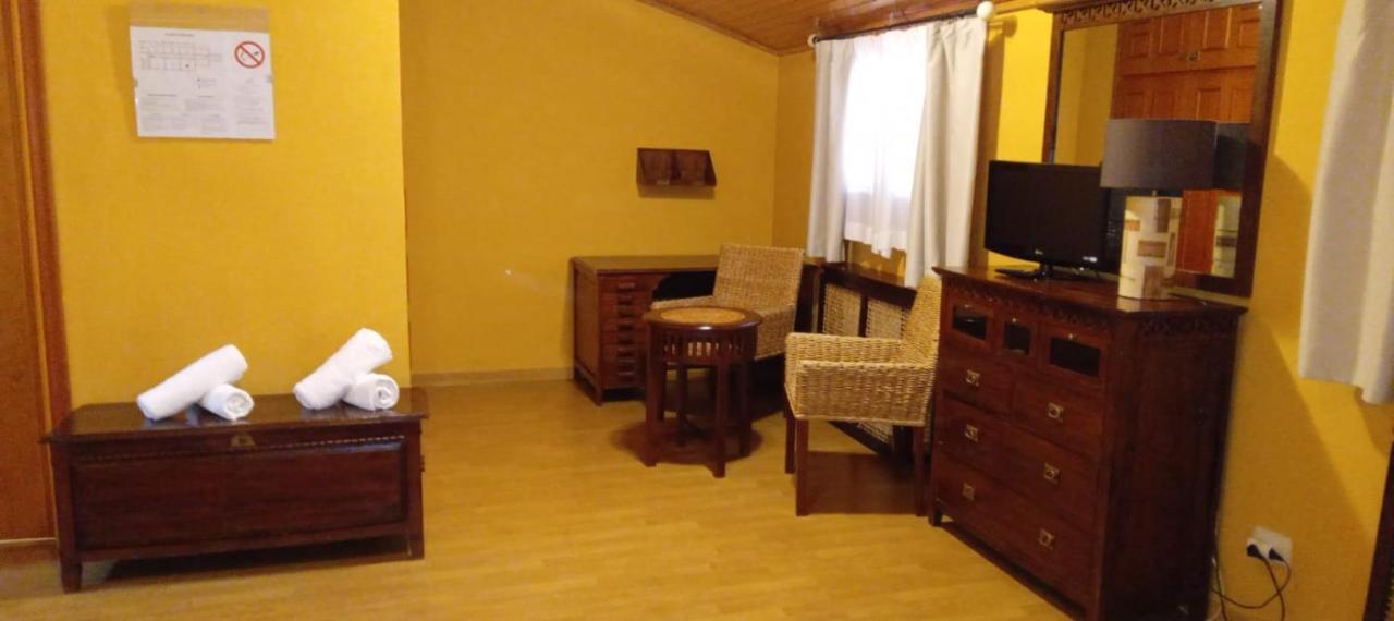 Hotel De Montana Rubielos Rubielos De Mora Luaran gambar